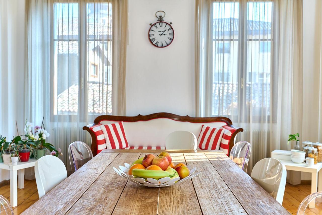 Al Cavour 34 Bed and Breakfast Τρέντο Εξωτερικό φωτογραφία