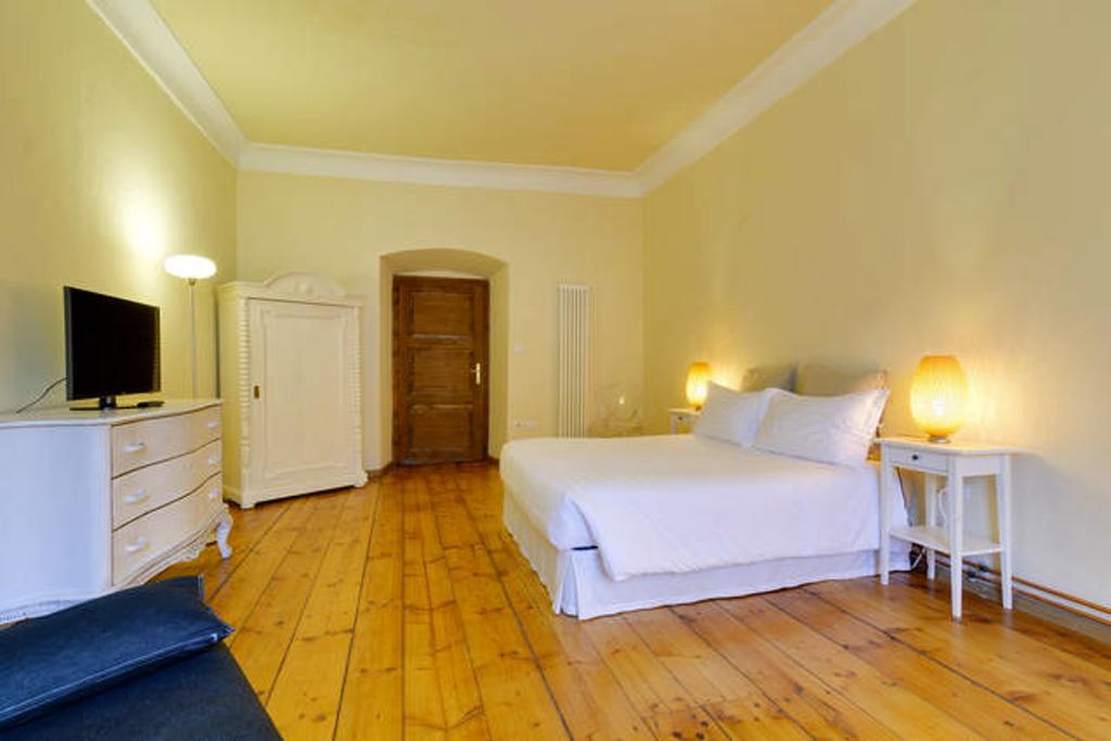 Al Cavour 34 Bed and Breakfast Τρέντο Εξωτερικό φωτογραφία